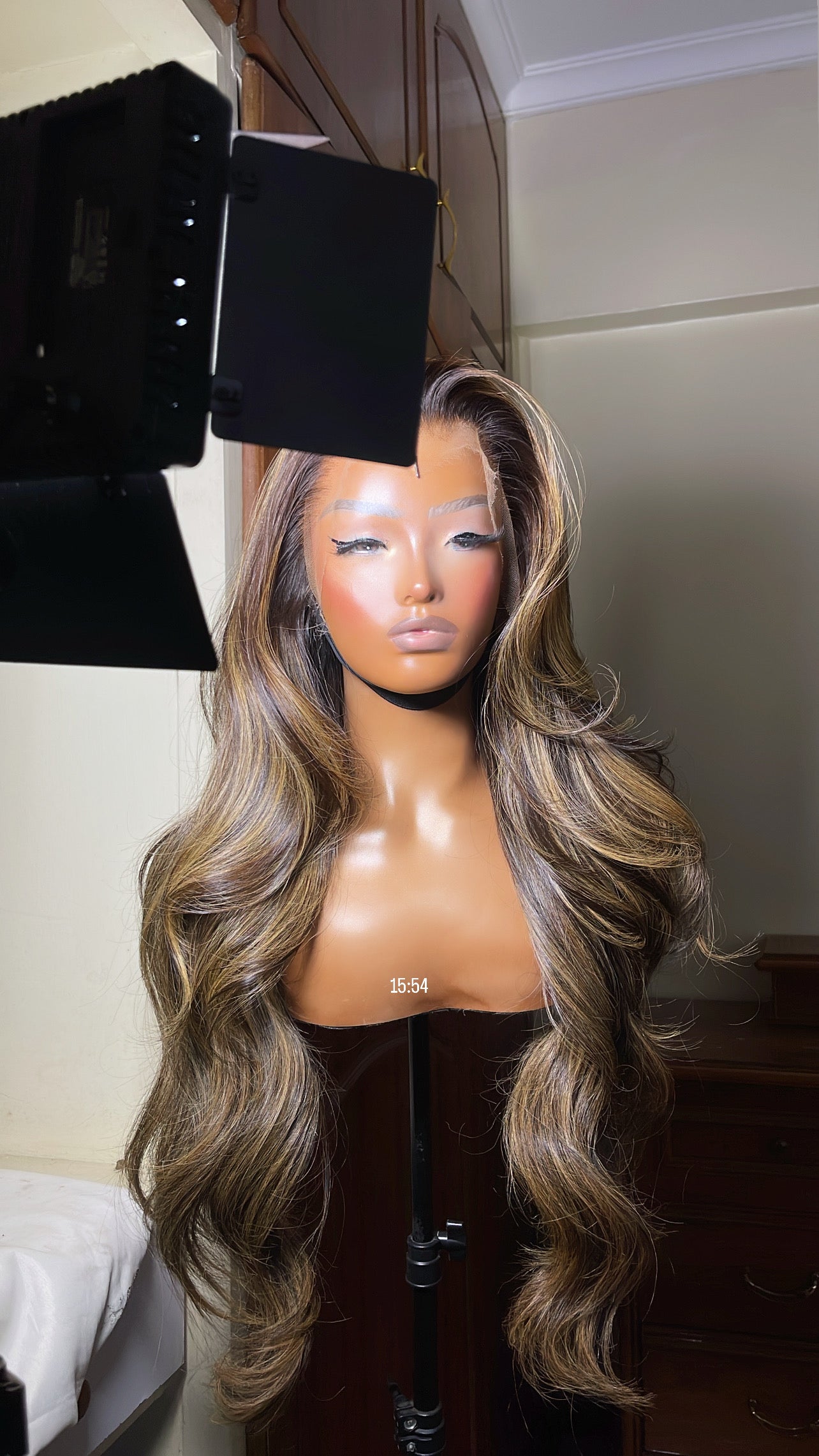 Cara - READY TO SHIP 26” 13x6